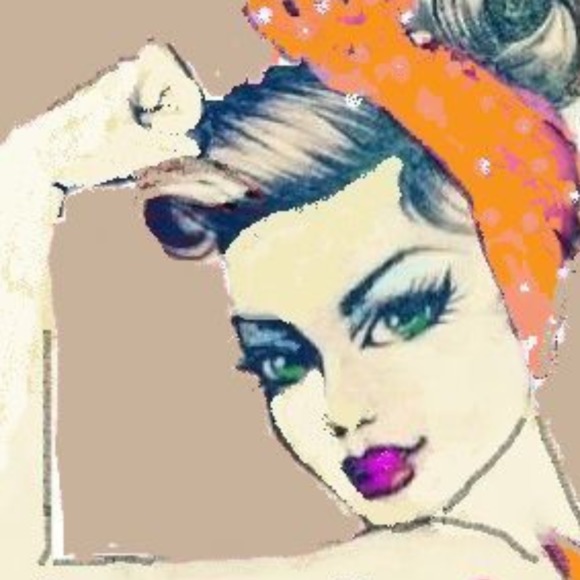 Meet your Posher, Quinn - Picture 1 of 1